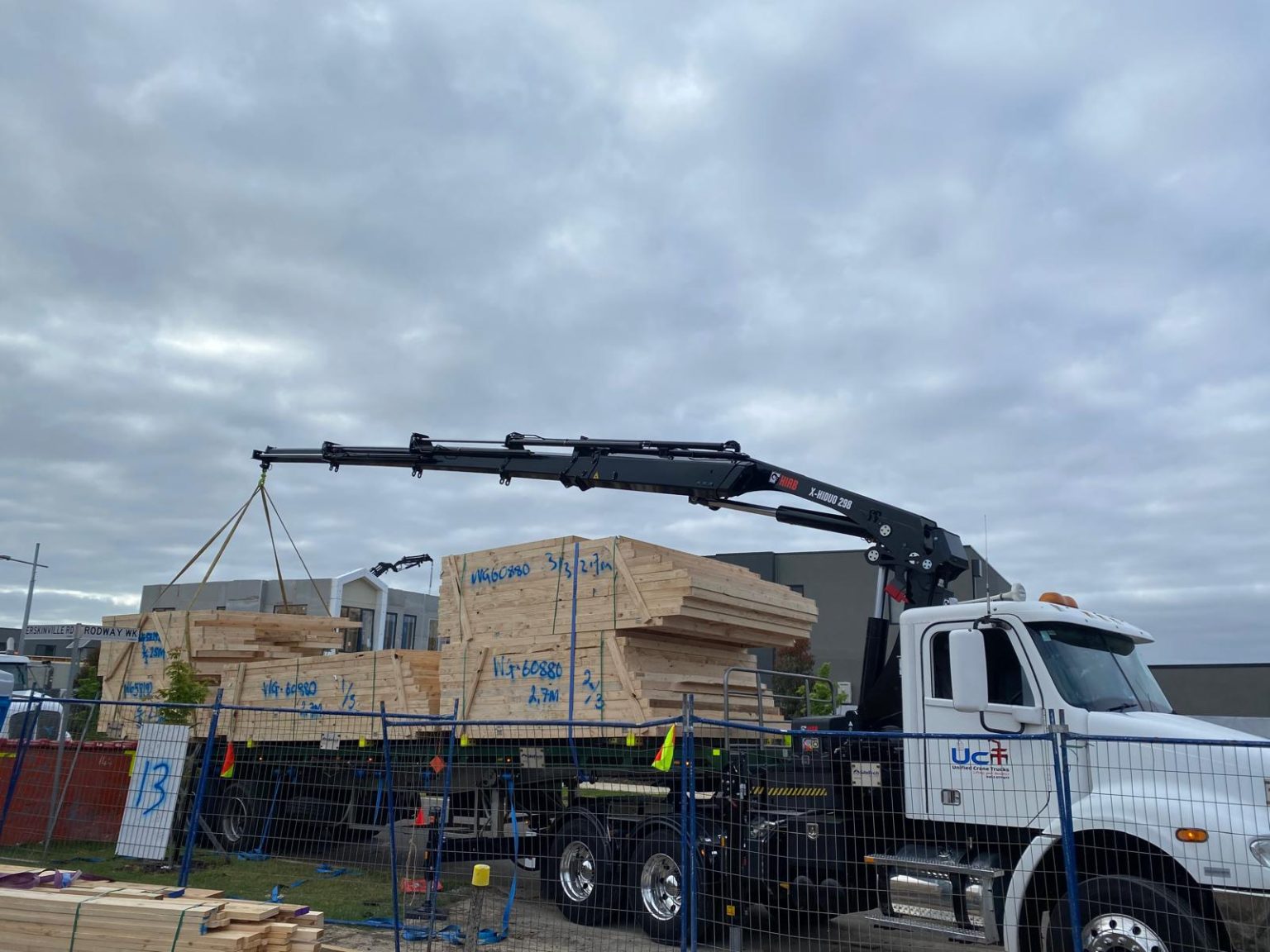 Building Material Transport - Unified Crane Trucks